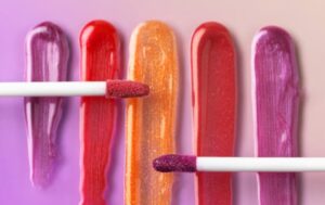 Customizable packaging design for retail beauty products