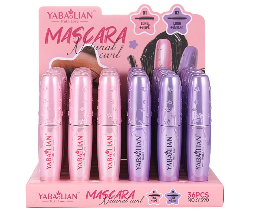 Advanced Mascara Formulas with Custom Applicators