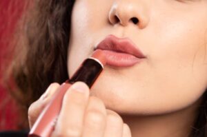 High-quality lipsticks deliver rich color, smooth texture, and soft finish