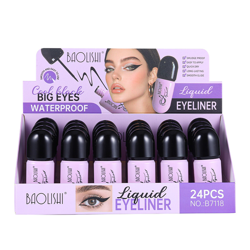 Waterproof-Eyeliner-for-Oily-Lids-How-Formula-and-Tip-Design-Keep-Lines-Sharp_inline_3