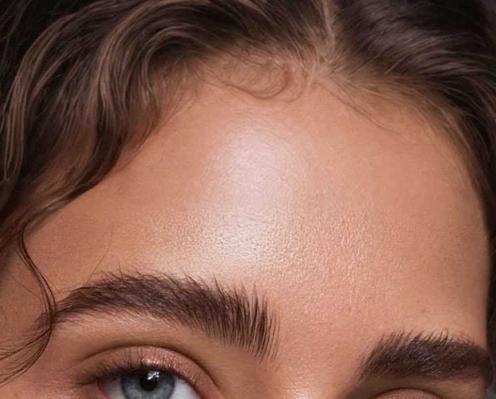 brow-gel-application